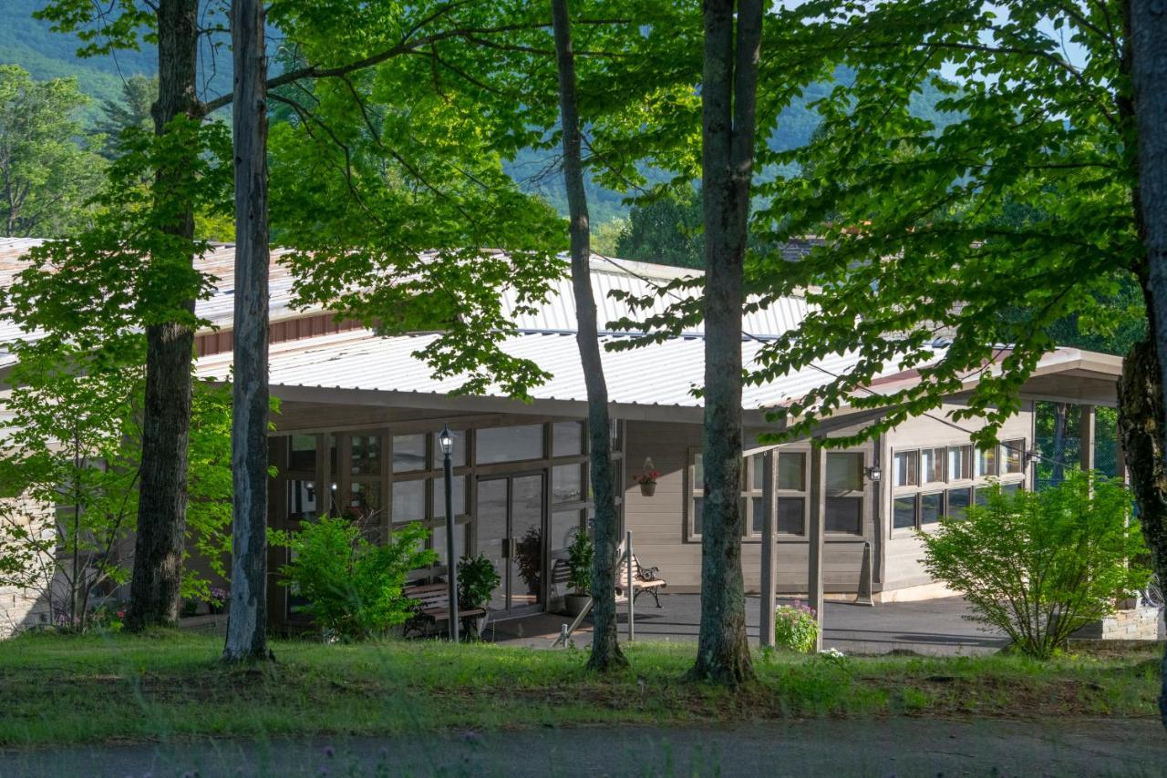 Roaring Brook Ranch Resort Lake George Esterno foto